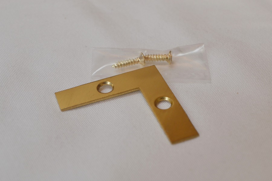 brass flat corner brace